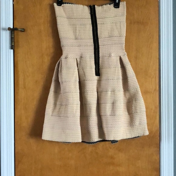 Tan bandage fit and flare dress - Picture 2 of 4